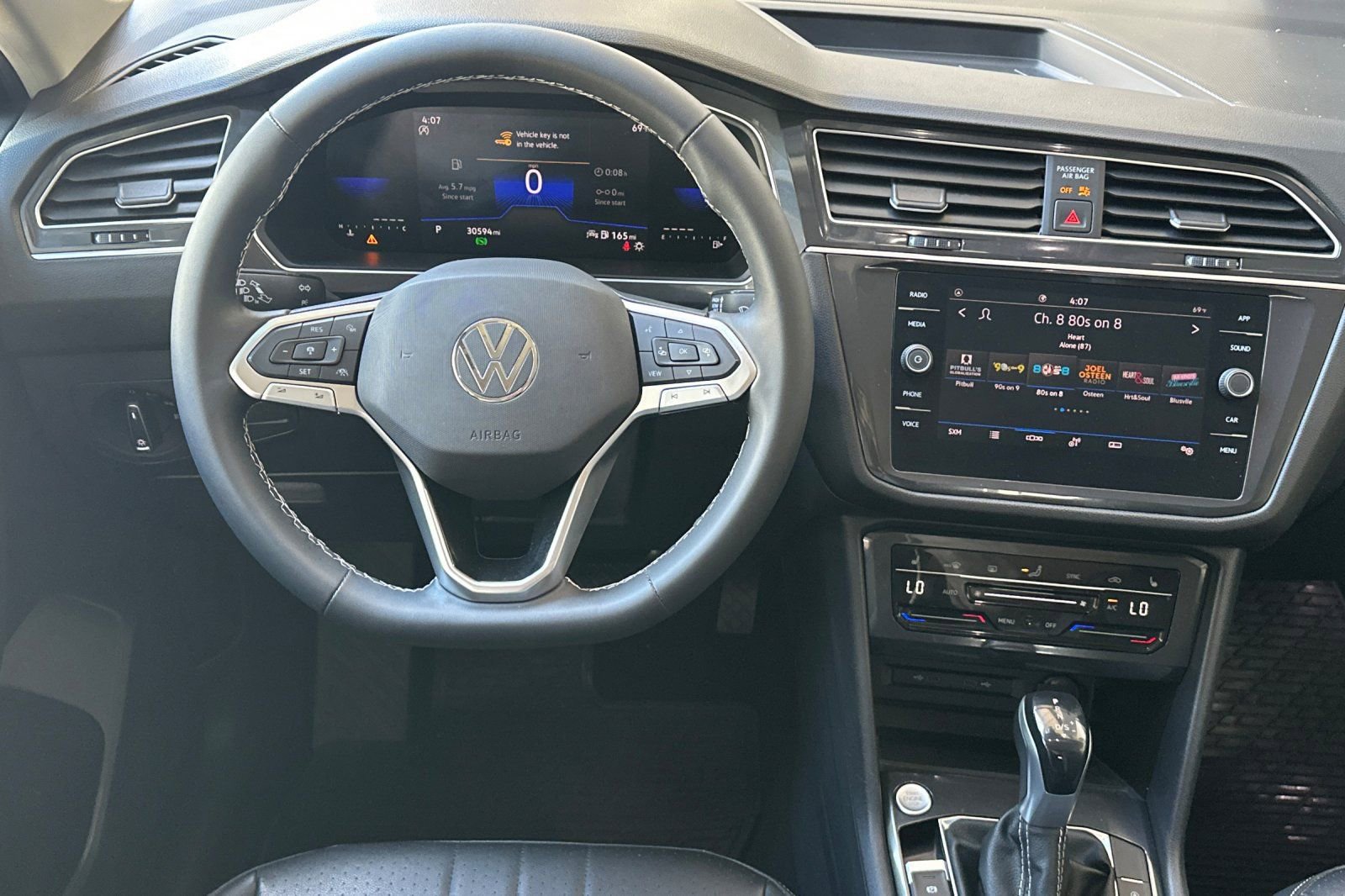 Used 2023 Volkswagen Tiguan SE FWD image 15