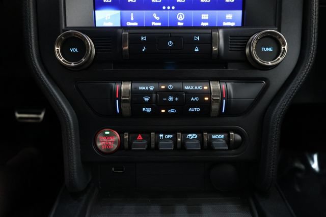 Used 2022 Ford Mustang Shelby GT500 w/ Carbon Fiber Track Pack RWD image 99