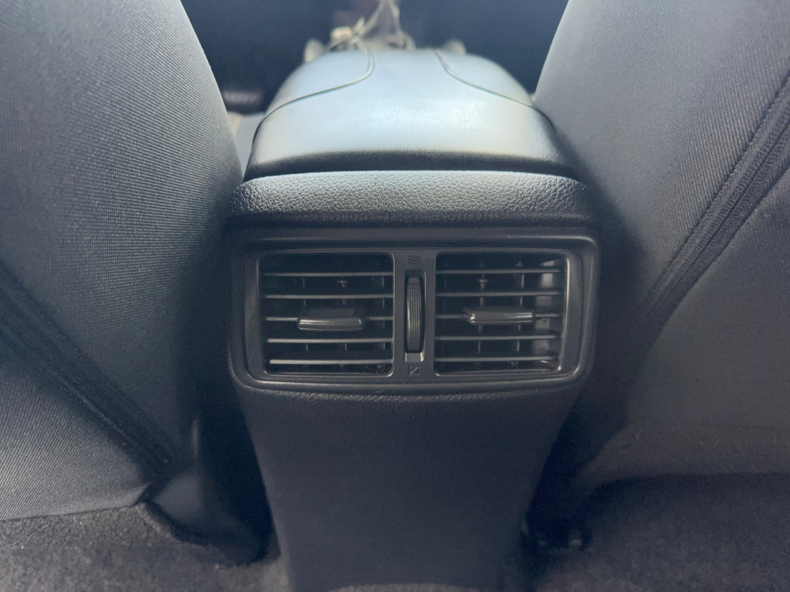 Used 2019 Nissan Rogue S w/ Special Edition Package FWD image 47