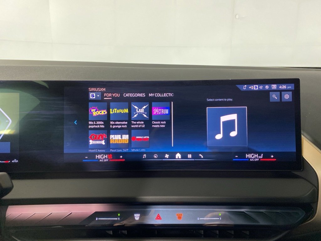 Used 2025 BMW X3 xDrive30i w/ Premium Package image 12