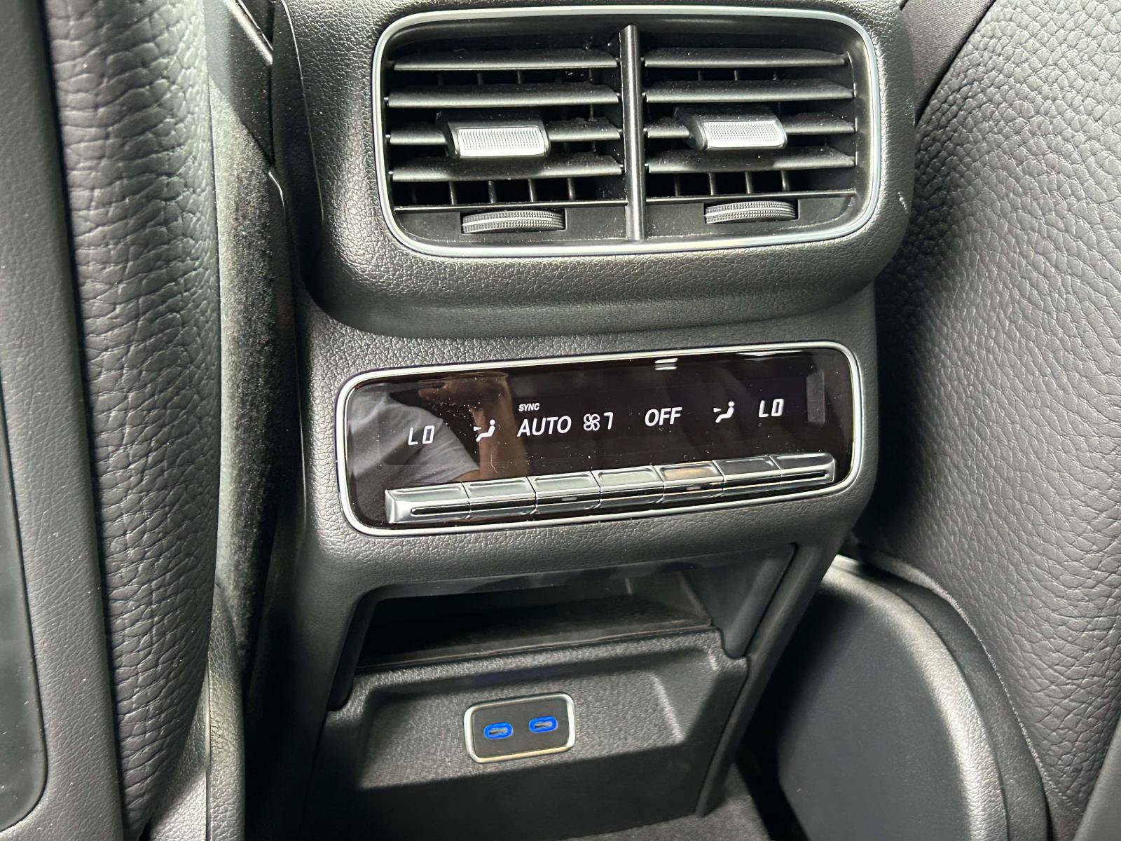 Used 2024 Mercedes-Benz GLE 580 4MATIC image 16