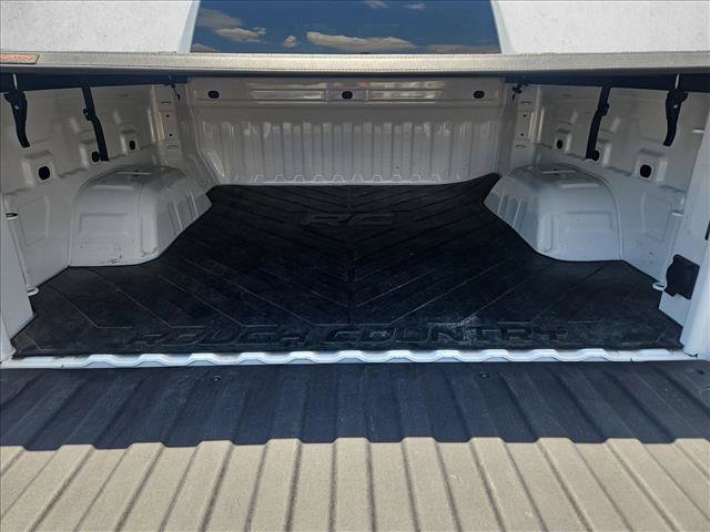 Used 2025 Chevrolet Silverado 1500 Custom w/ Turbomax Blackout Package RWD image 6