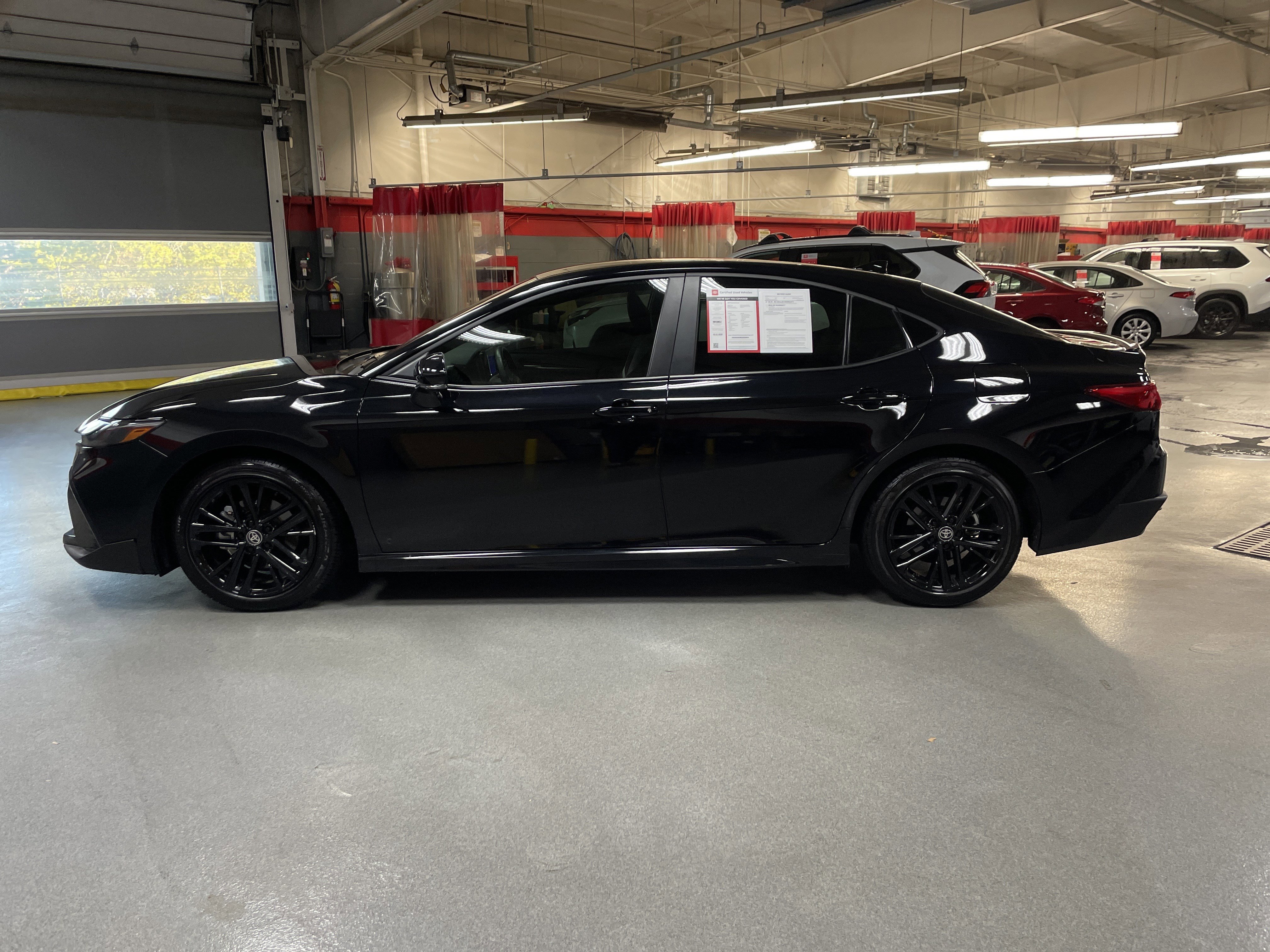 Certified 2025 Toyota Camry SE image 7