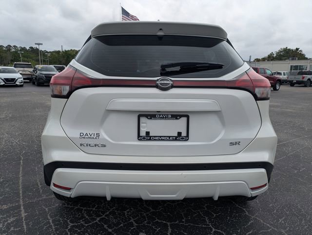 Used 2024 Nissan Kicks SR w/ SR Premium Package image 5