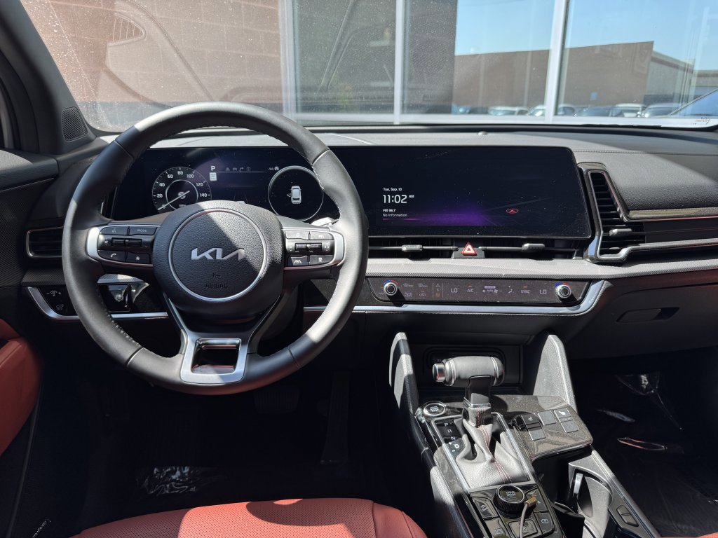 Used 2023 Kia Sportage SX image 16