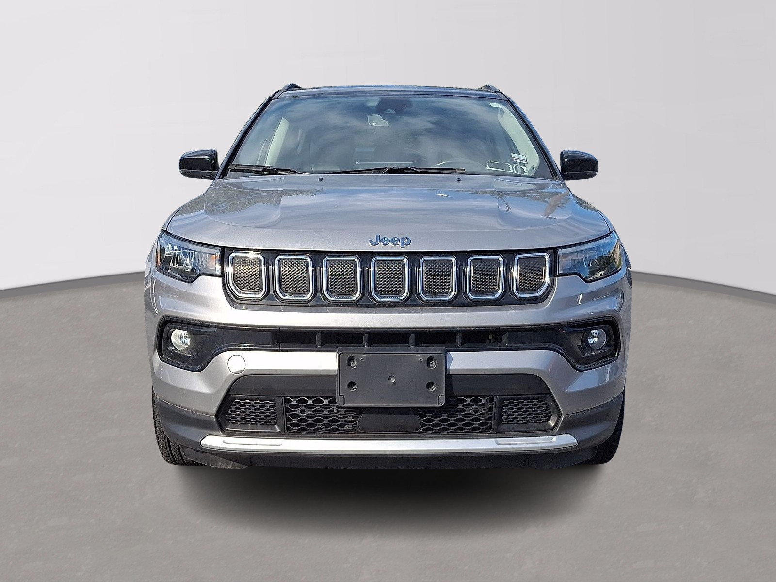 Used 2022 Jeep Compass Limited AWD/4WD image 2