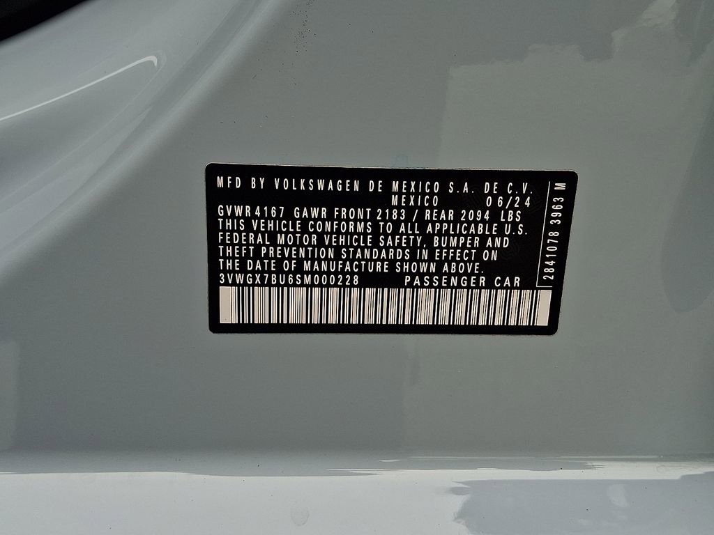 Certified 2025 Volkswagen Jetta SEL image 28