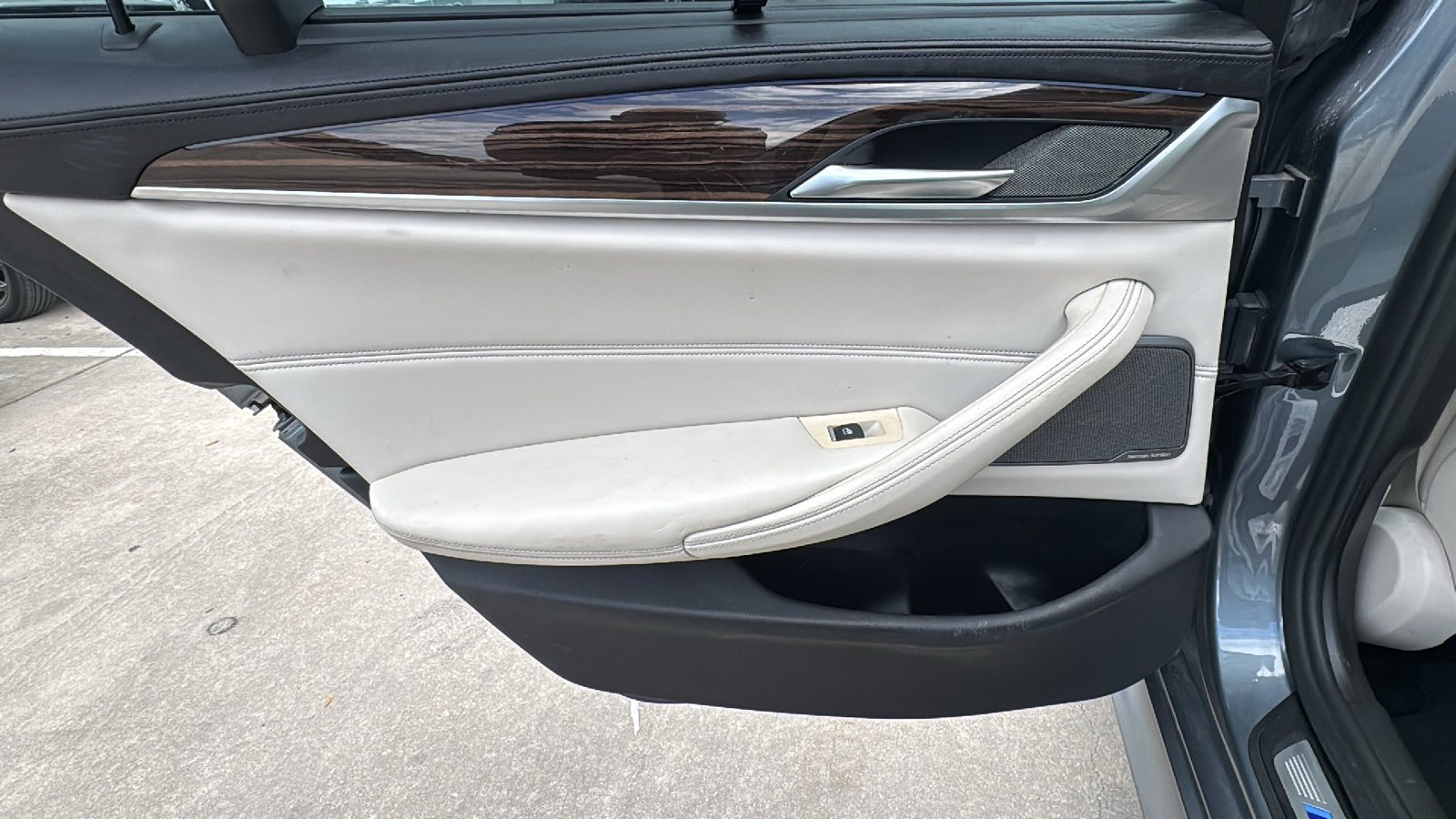 Used 2019 BMW 540i w/ M Sport Package image 16