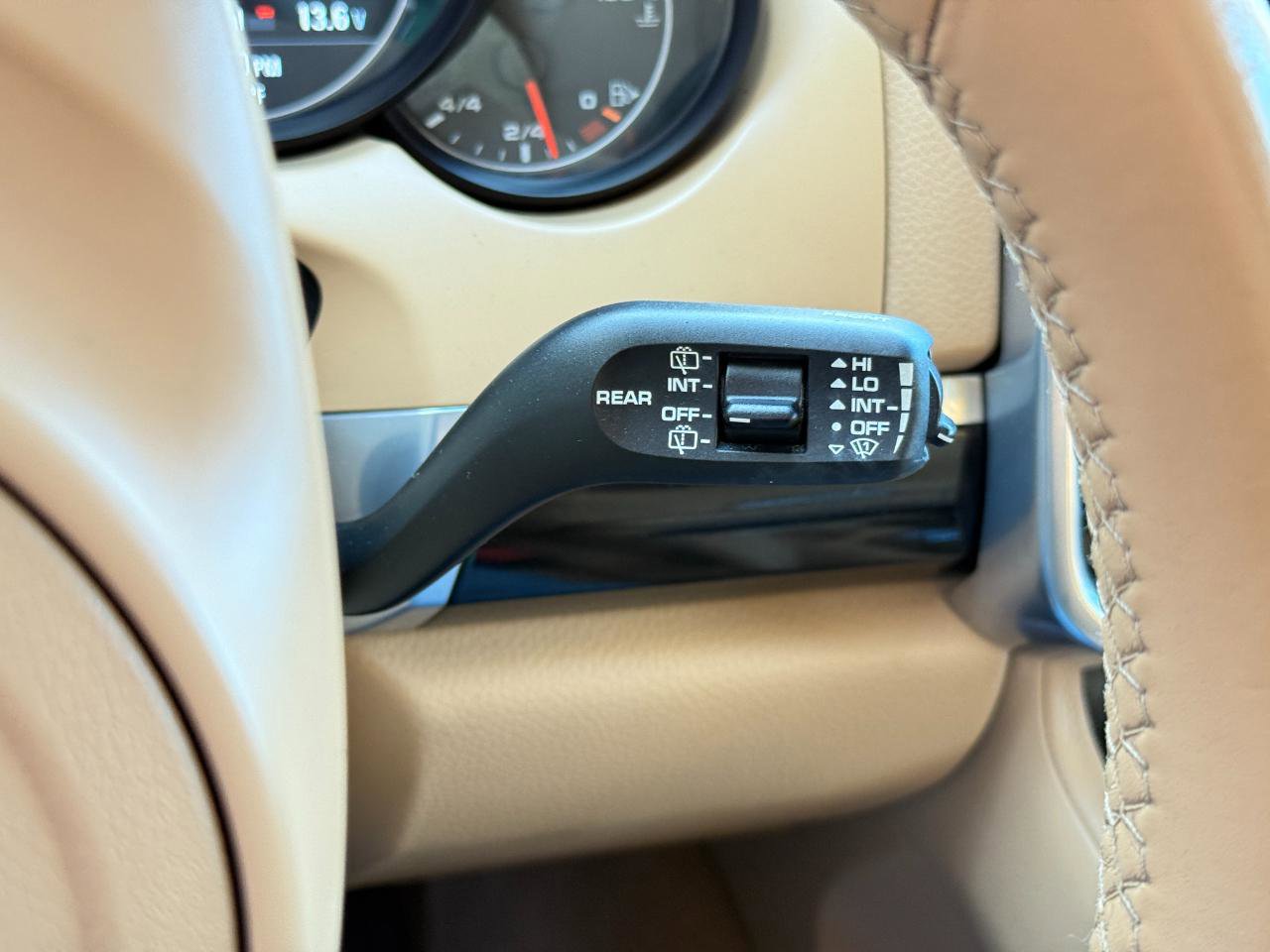 Used 2012 Porsche Cayenne image 71