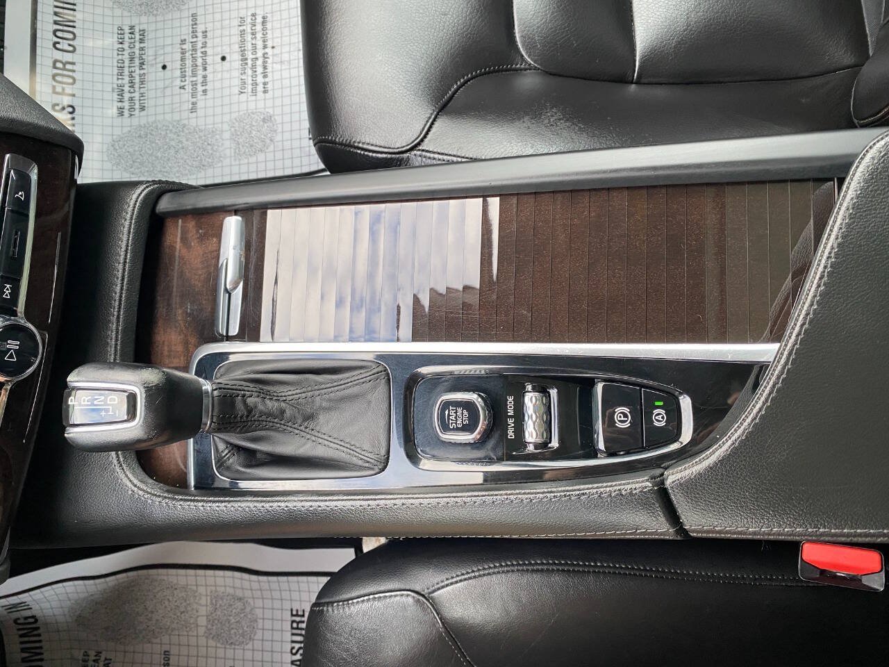 Used 2019 Volvo XC90 T5 Momentum w/ Protection Package Premier AWD/4WD image 17