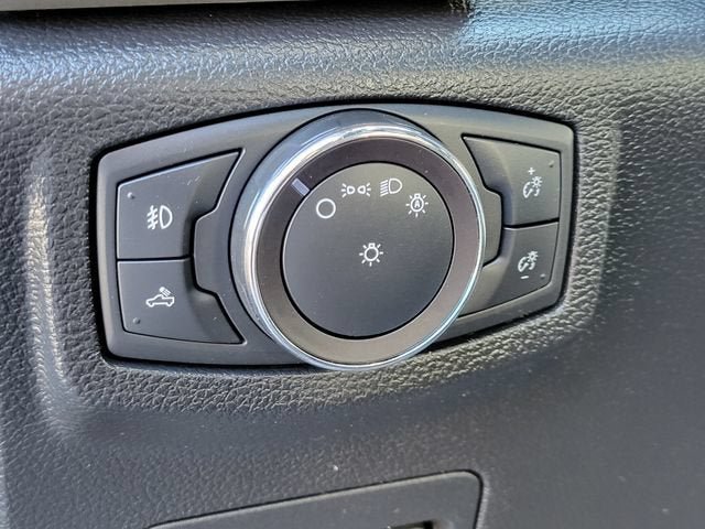 Used 2018 Ford F150 Lariat w/ Equipment Group 502A Luxury AWD/4WD image 11