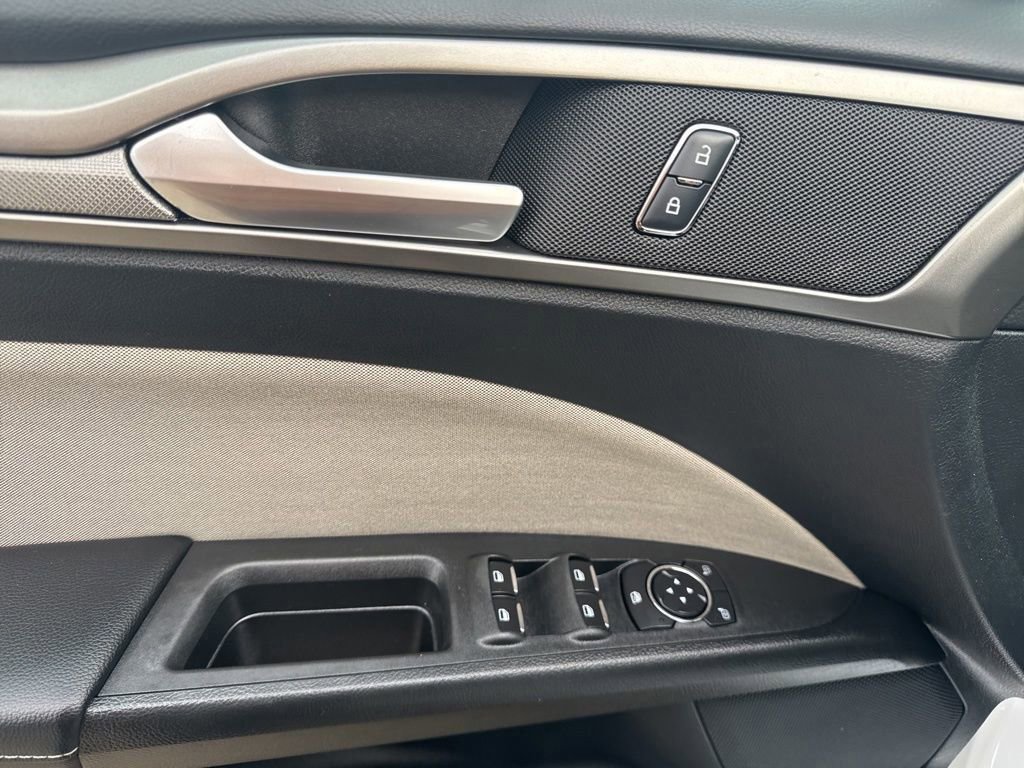 Certified 2017 Ford Fusion S image 18