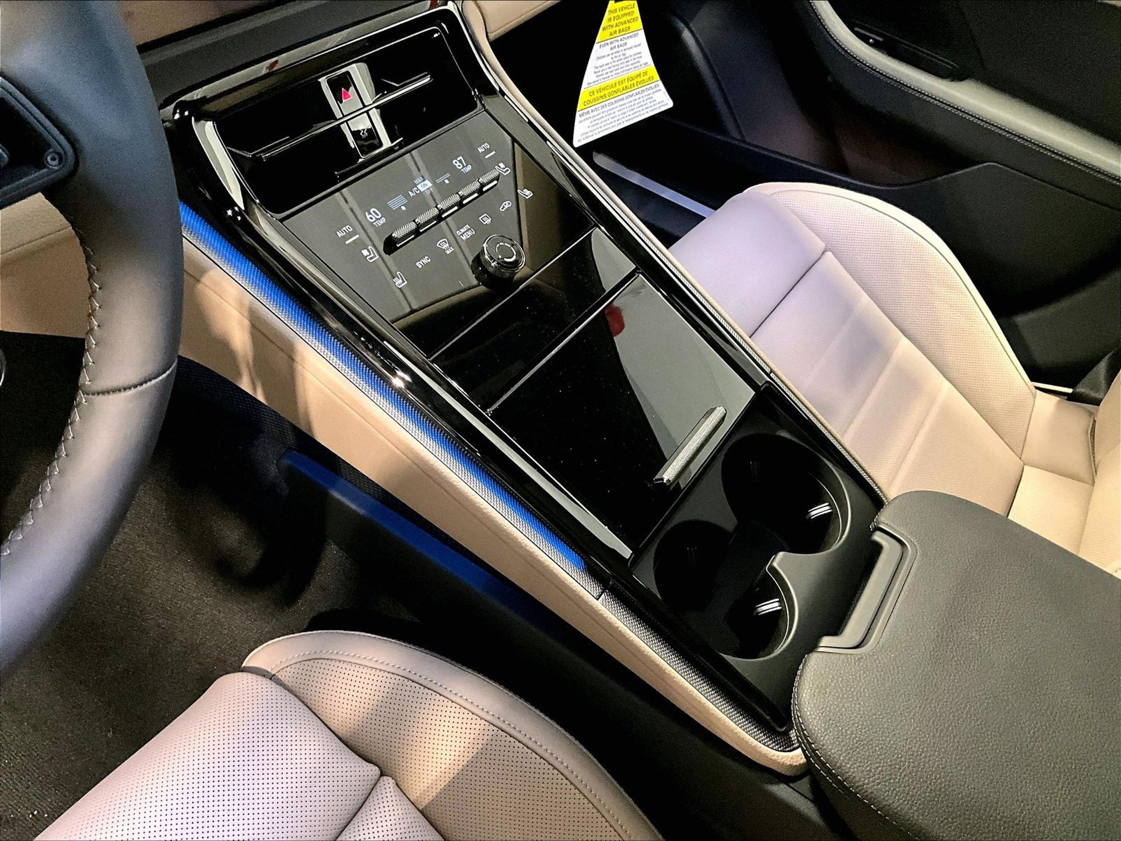 New 2026 Porsche Panamera 4 AWD/4WD image 11