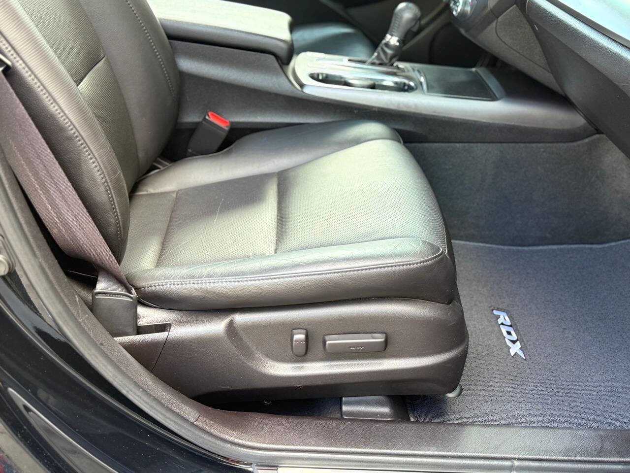 Used 2015 Acura RDX AWD w/ Technology Package image 37