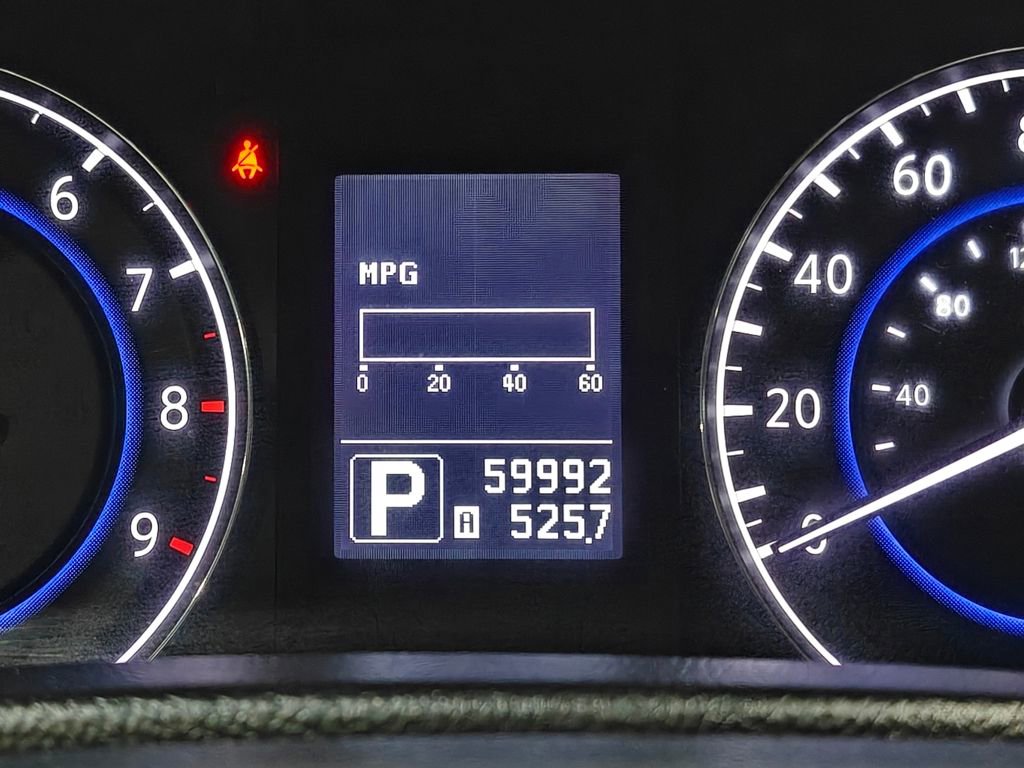 Used 2013 INFINITI G37 x w/ Premium Pkg image 43