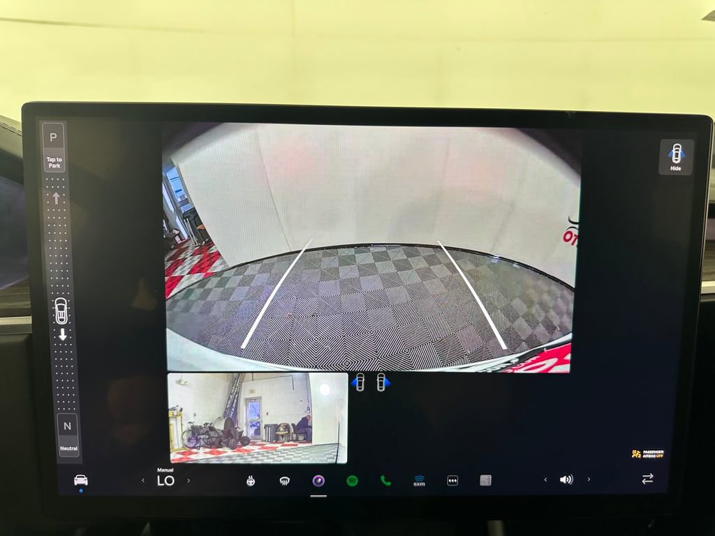 Used 2022 Tesla Model X Base image 37