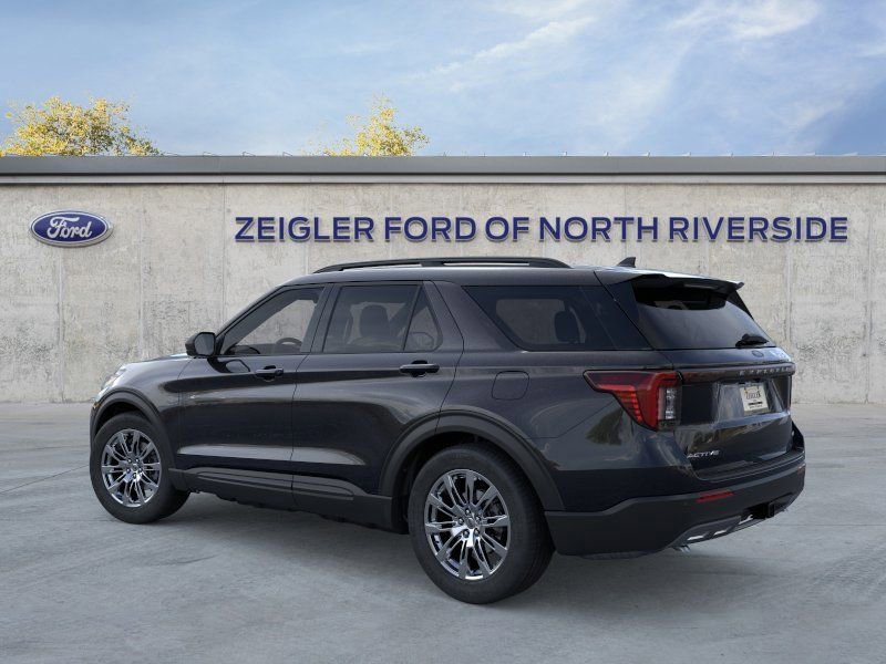 New 2026 Ford Explorer Active w/ Active Comfort Package image 4