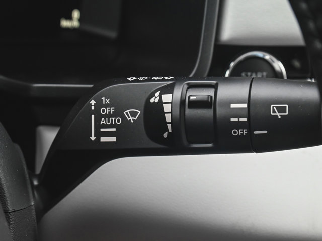 New 2025 Mitsubishi Outlander AWD image 23