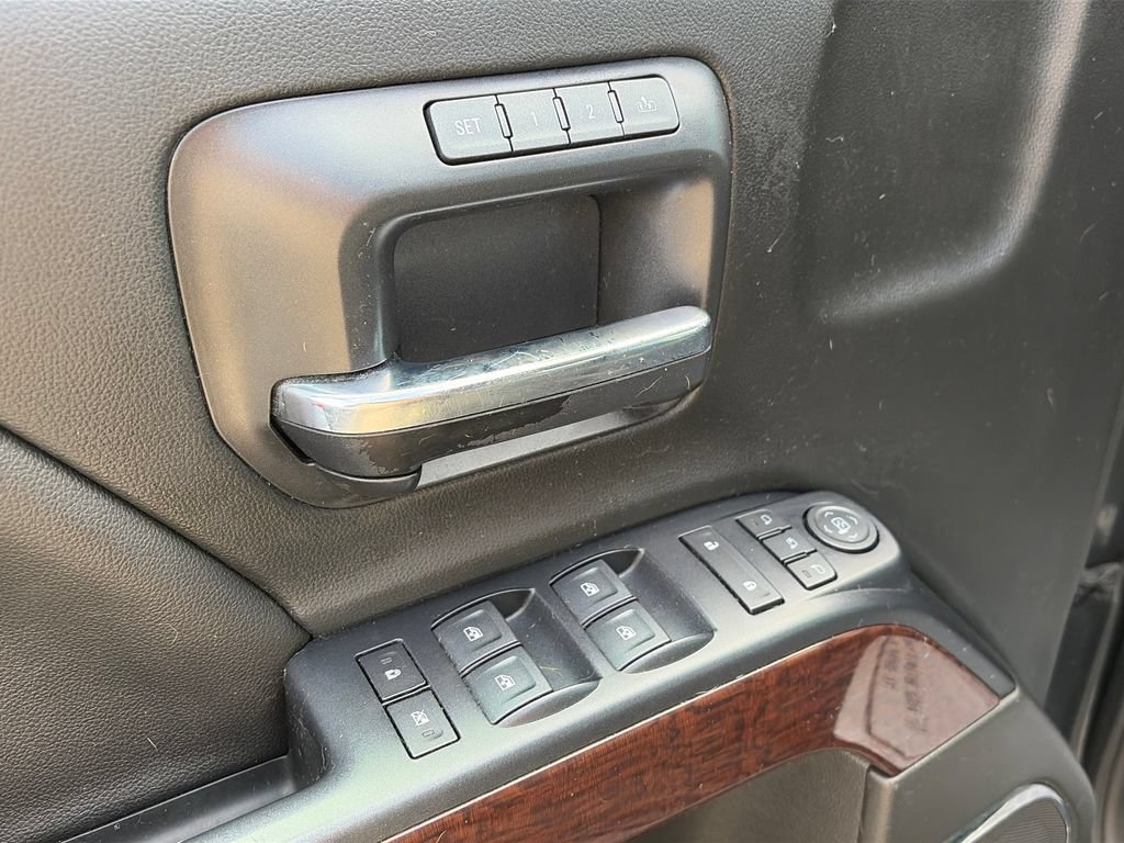 Used 2018 GMC Sierra 1500 SLT w/ SLT Premium Package AWD/4WD image 18