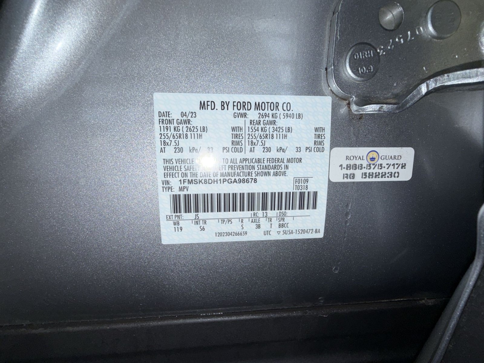 Used 2023 Ford Explorer XLT w/ Equipment Group 202A AWD/4WD image 29