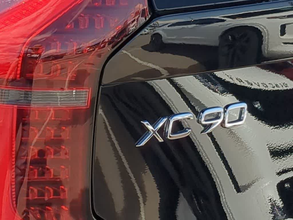 Certified 2026 Volvo XC90 B6 Plus AWD/4WD image 12