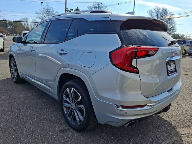 Used 2019 GMC Terrain Denali w/ Driver Alert Package II image 4