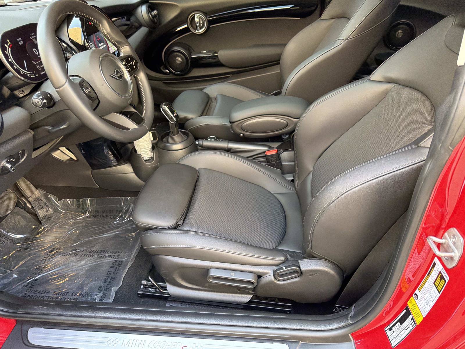 Used 2024 MINI Cooper S FWD image 10