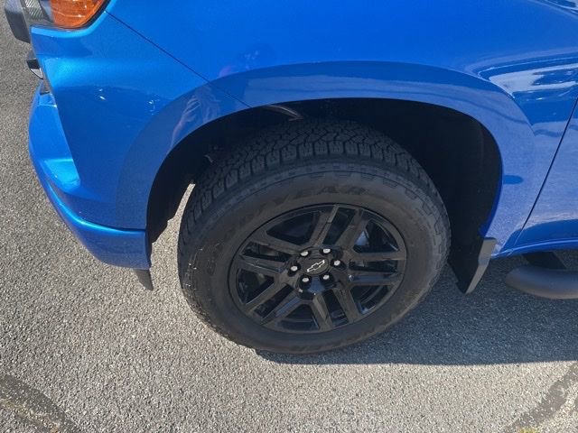 New 2026 Chevrolet Silverado 1500 Custom w/ Turbomax Blackout Package image 10