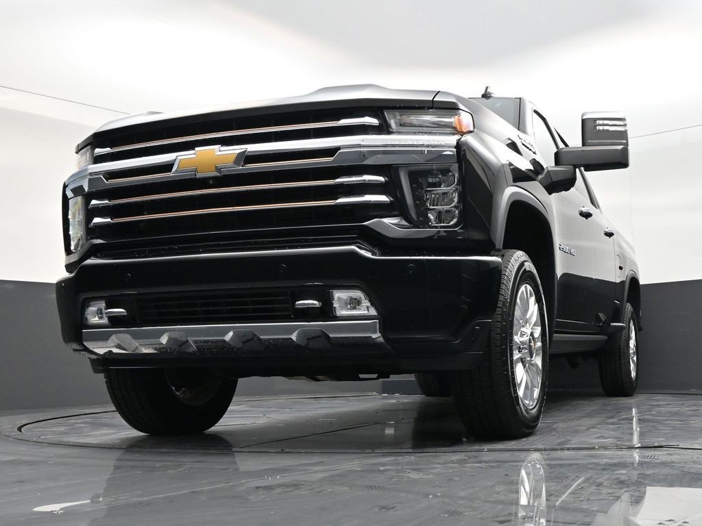 Used 2022 Chevrolet Silverado 2500 High Country w/ Z71 Off-Road Package image 27