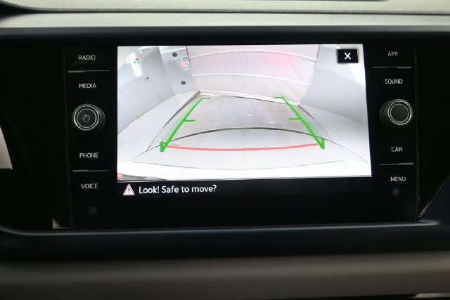 Used 2022 Volkswagen Taos SE w/ Panoramic Sunroof Package AWD/4WD image 20