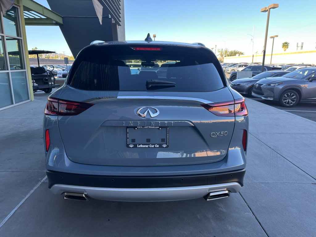 Used 2022 INFINITI QX50 Essential FWD image 11