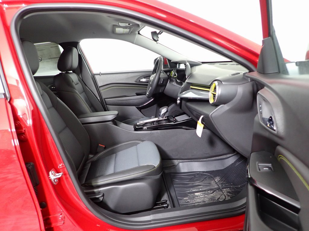 New 2026 Chevrolet Trax LT w/ LT Convenience Package image 29