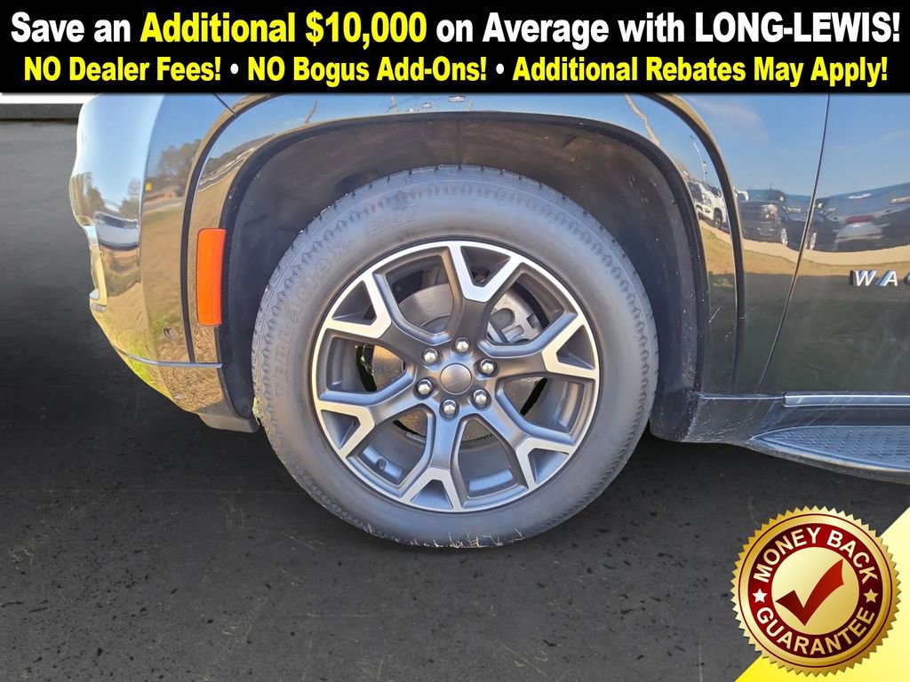 Used 2024 Jeep Wagoneer L Series III w/ Flexible Seating Group image 13