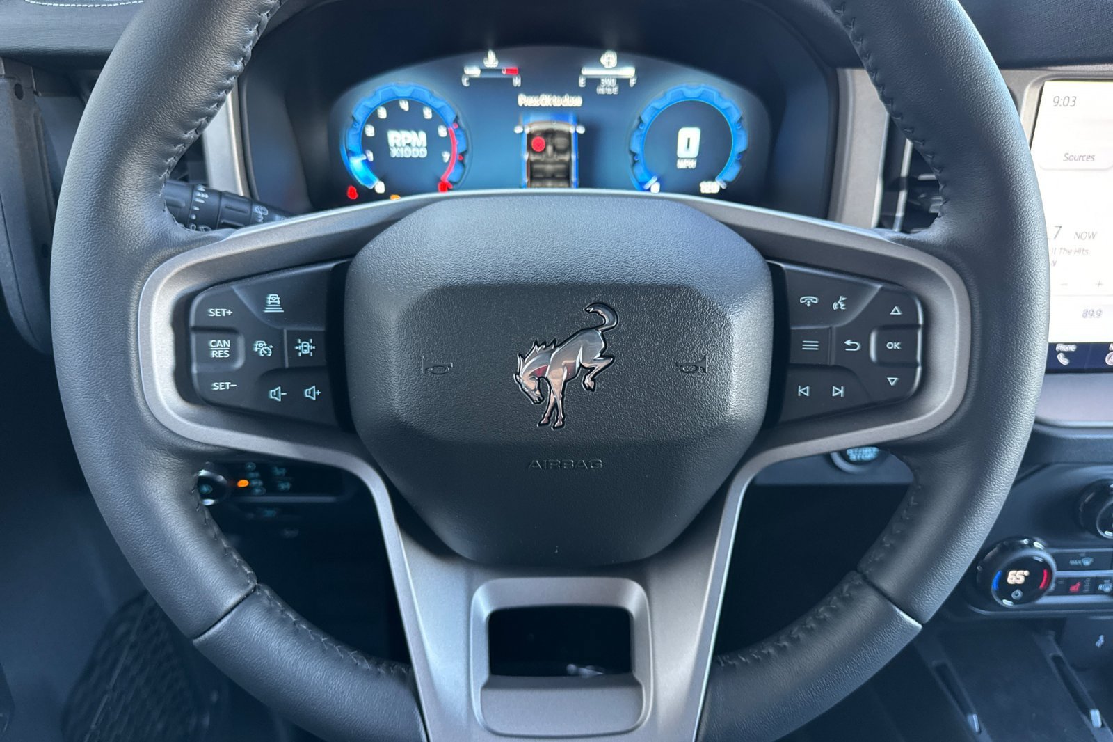New 2025 Ford Bronco Outer Banks AWD/4WD image 21