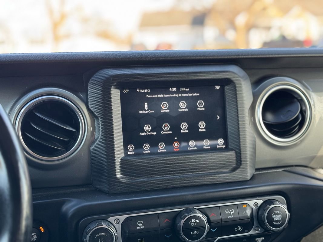 Used 2021 Jeep Wrangler Unlimited Sahara image 20