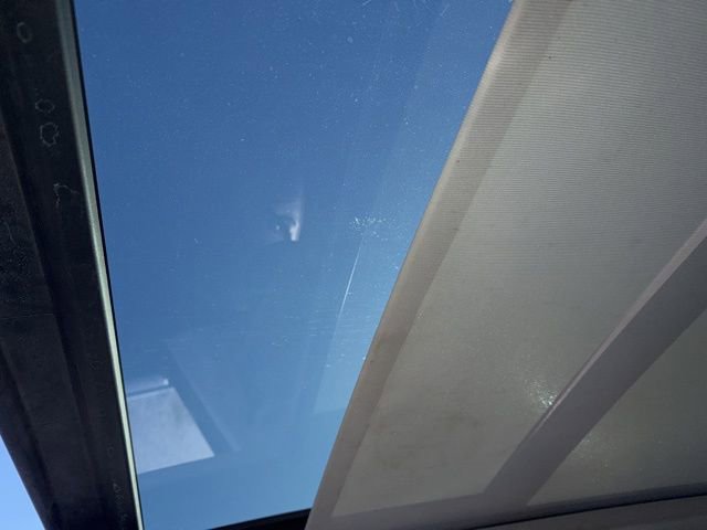 Used 2020 Volkswagen Tiguan SEL image 21