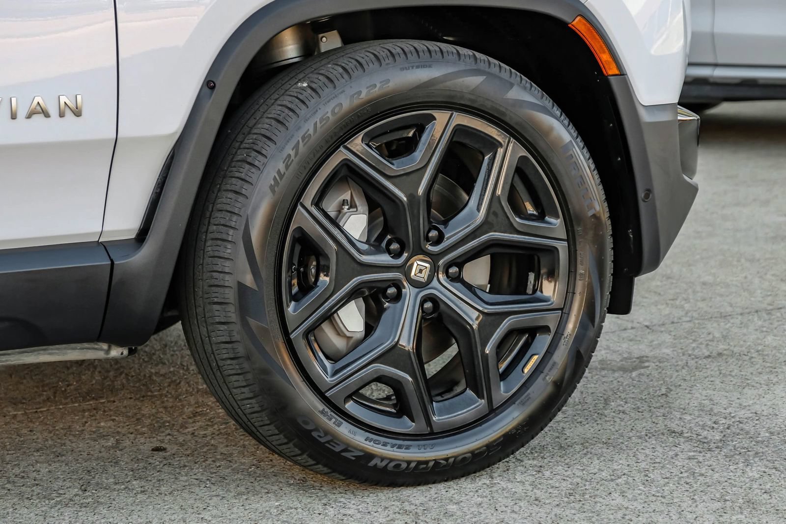 Used 2024 Rivian R1S Adventure AWD/4WD image 67