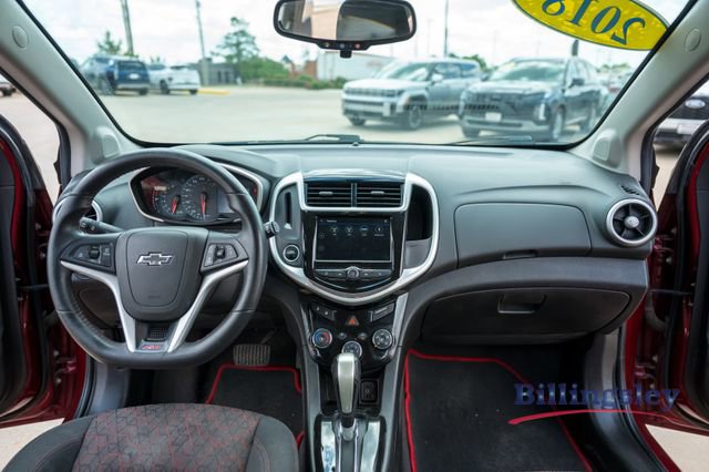 Used 2018 Chevrolet Sonic LT w/ Convenience Package FWD image 12