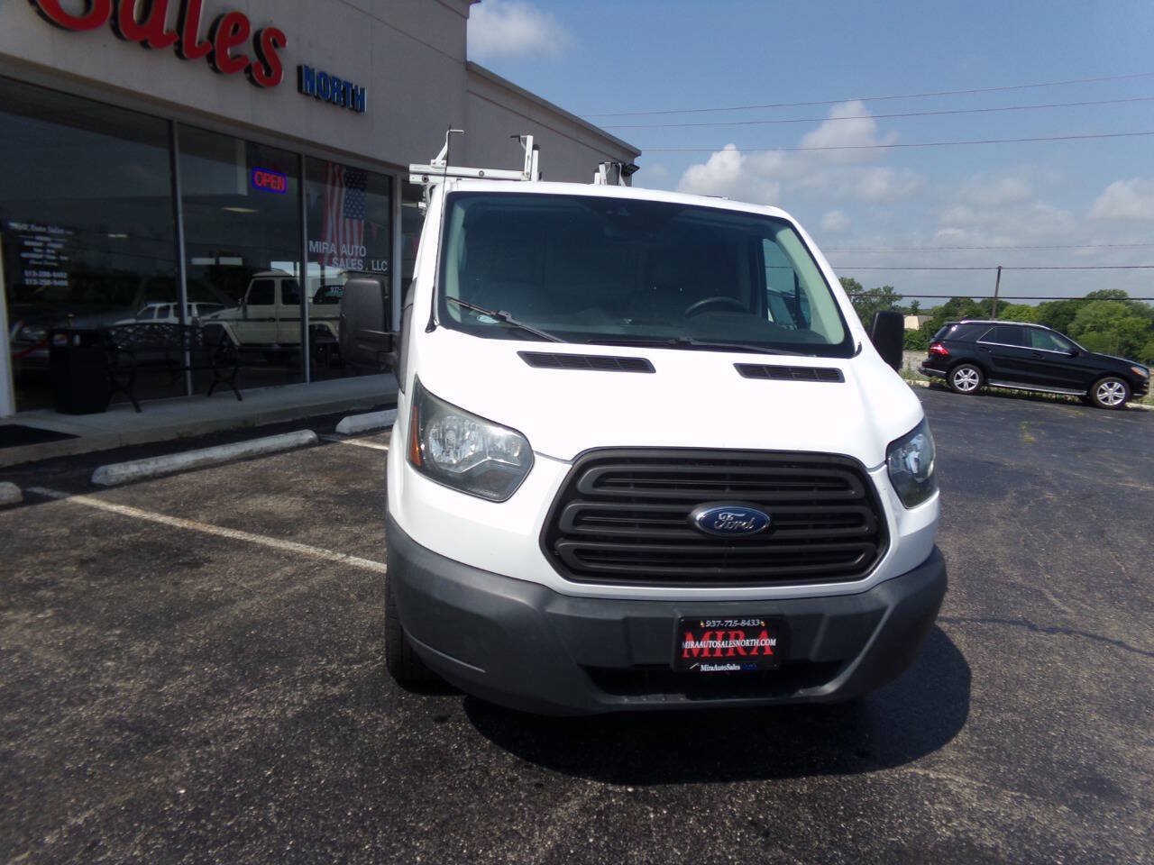 Used 2018 Ford Transit 150 130 Low Roof RWD image 22