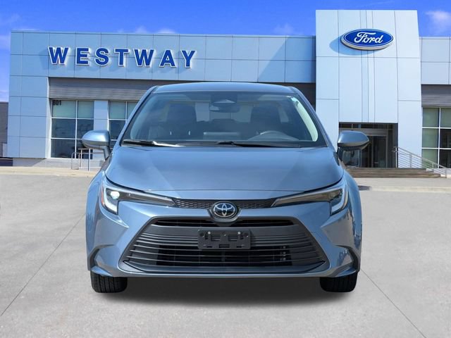 Used 2026 Toyota Corolla LE FWD image 8