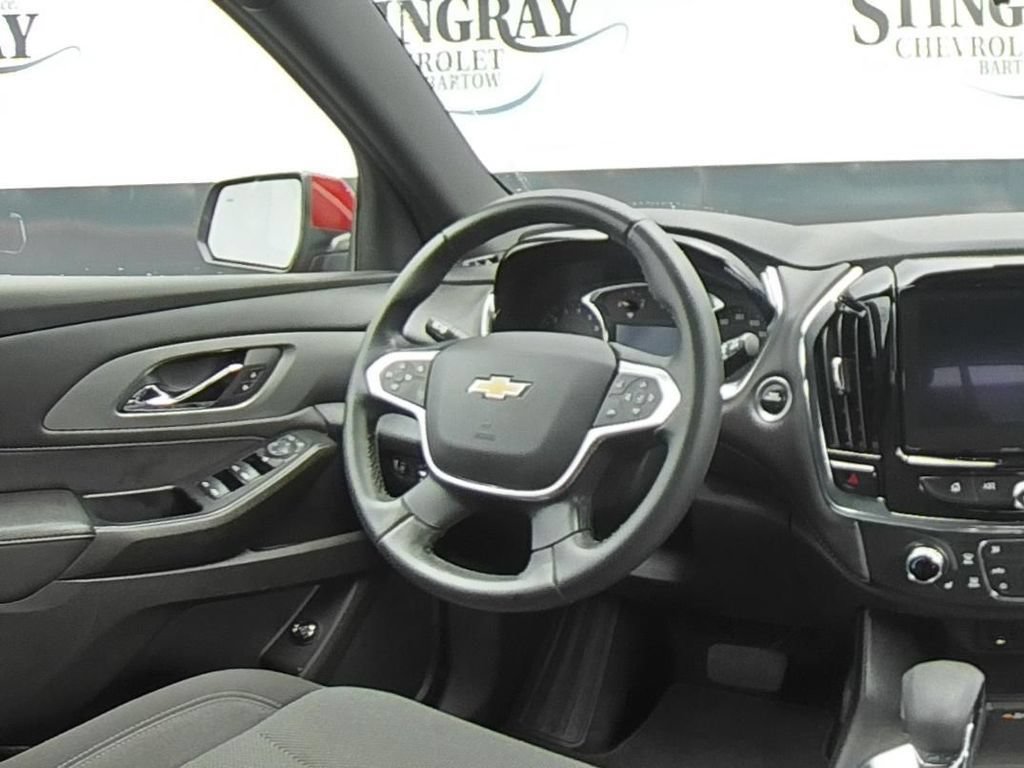 Certified 2023 Chevrolet Traverse LT FWD image 19