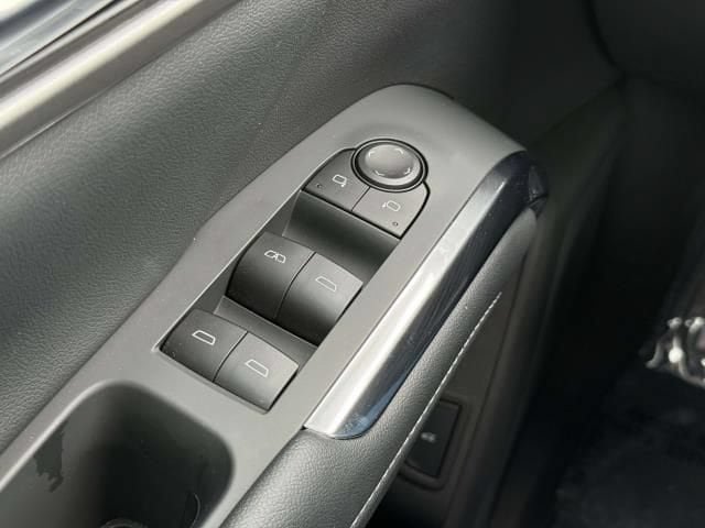 Used 2026 Chevrolet Traverse LT AWD/4WD image 17