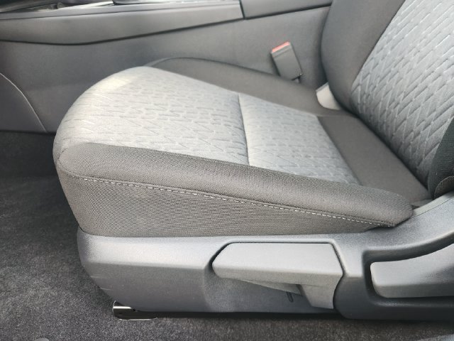 New 2027 Nissan Sentra SV w/ Floor Mat Package FWD image 21
