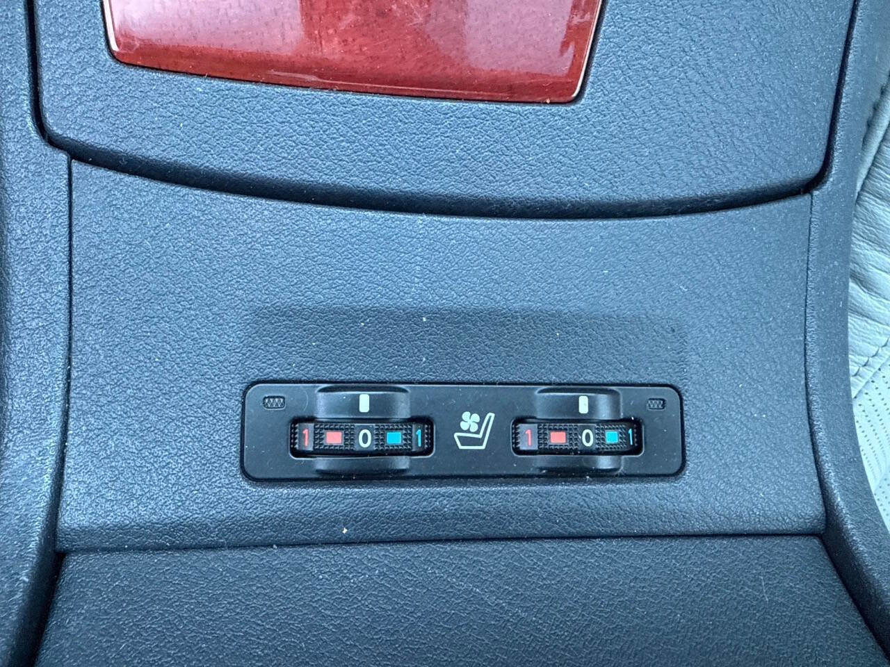 Used 2009 Lexus ES 350 Base 4dr Sedan image 24