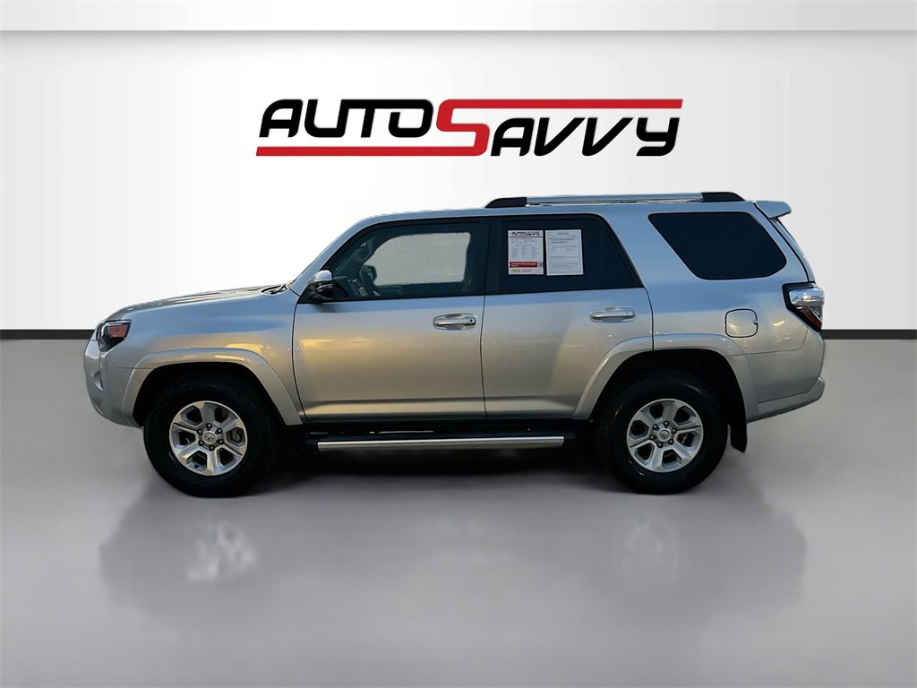 Used 2022 Toyota 4Runner SR5 Premium w/ Moonroof Package image 4