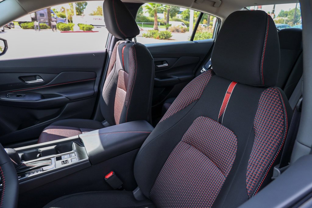 New 2027 Nissan Sentra SR FWD image 16