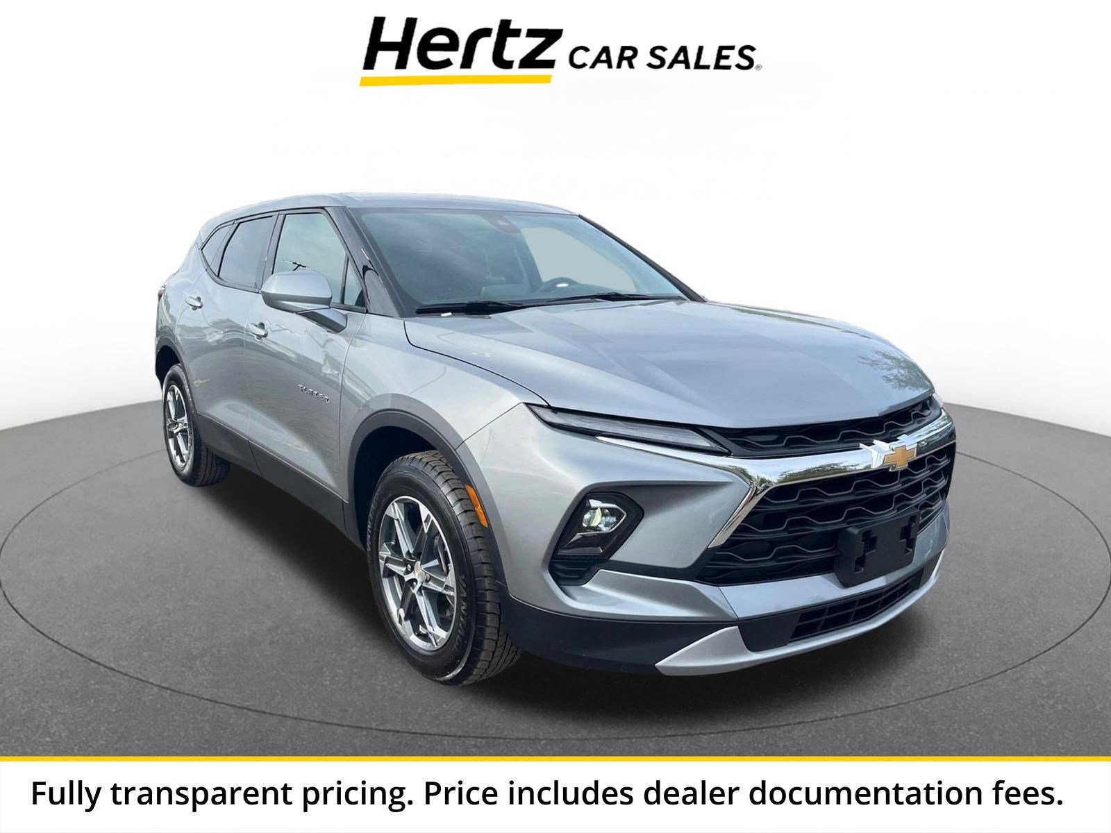 Used 2025 Chevrolet Blazer LT FWD image 1