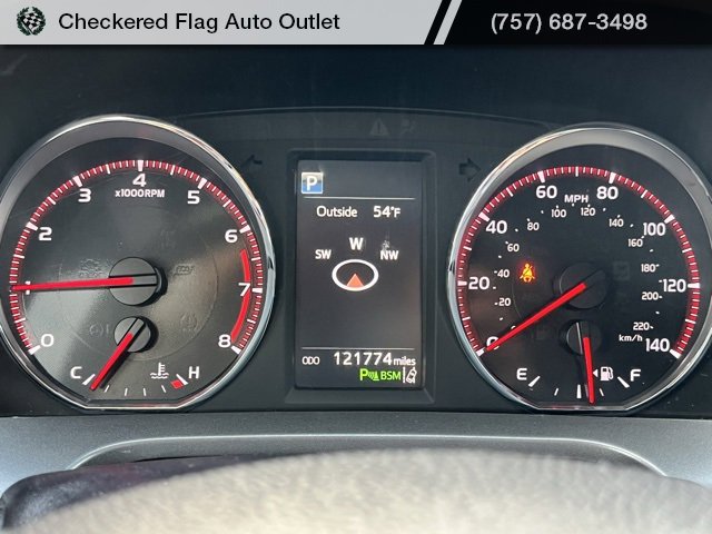 Used 2017 Toyota RAV4 SE image 25