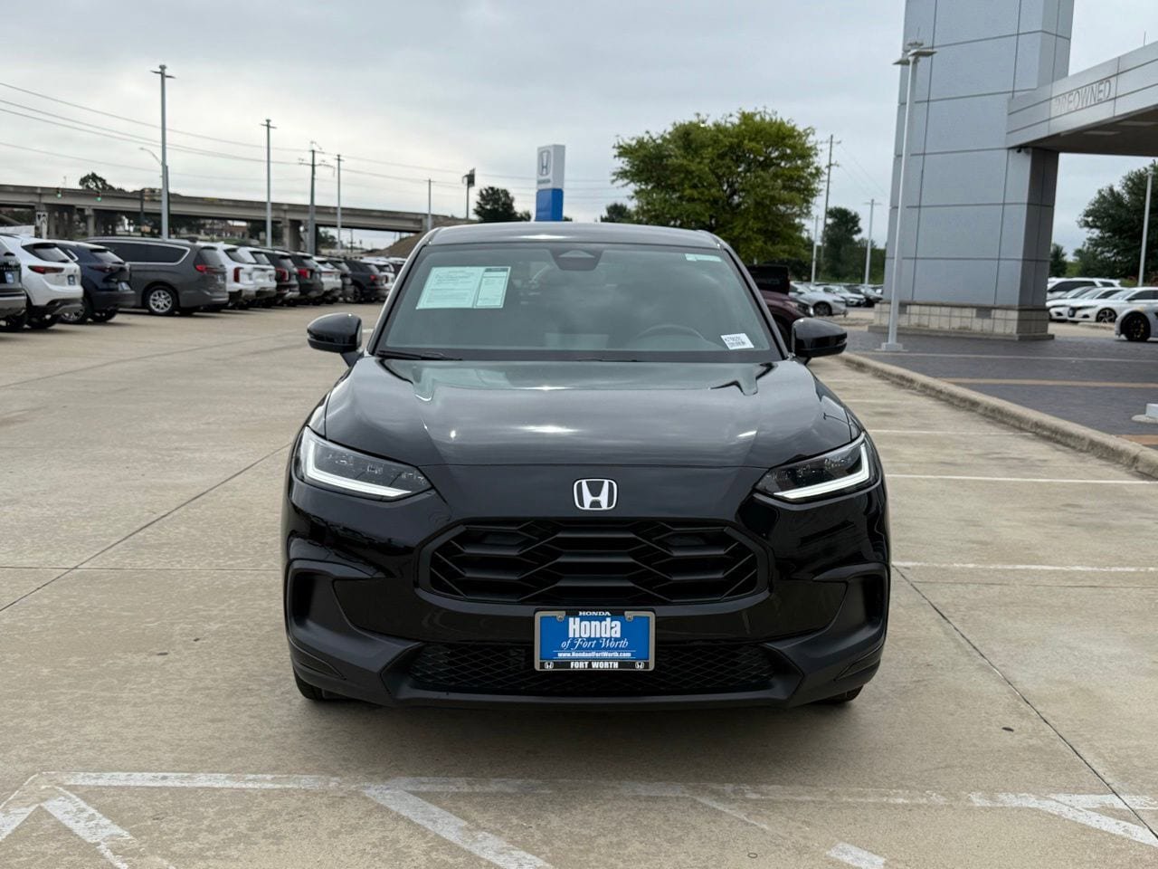 Used 2025 Honda HR-V Sport image 9