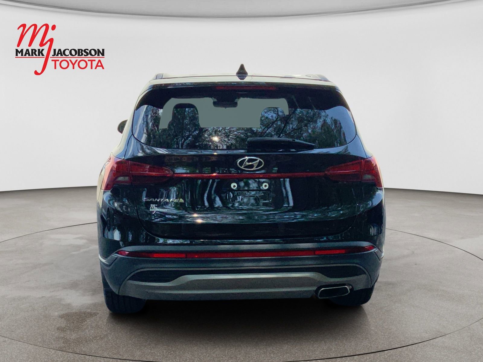 Used 2023 Hyundai Santa Fe SE FWD image 6